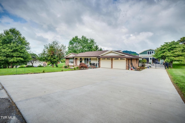721 S Sherbrooke Cir, Mount Carmel, TN 37645 - photo 3