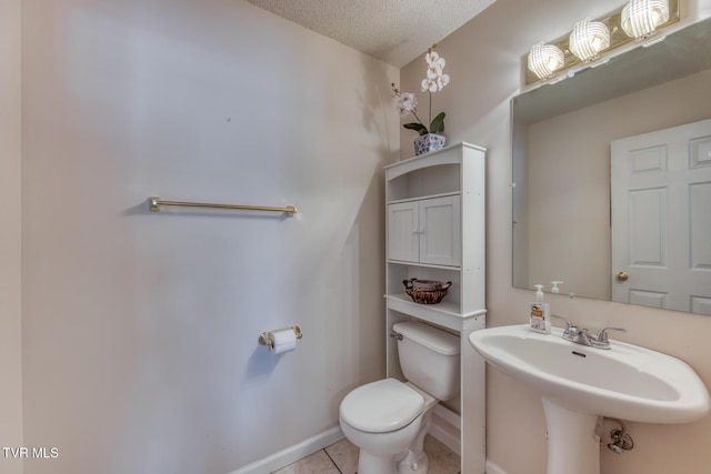 147 Rainbow Cir Unit 147, Bristol, VA 24202 - bathroom featuring tile patterned floors and a textured ceiling