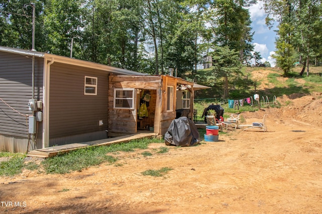 22720 Twin Oaks Rd, Abingdon, VA 24211 - back of property