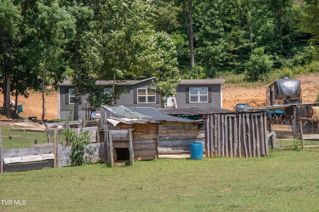 22720 Twin Oaks Rd, Abingdon, VA 24211 - back of property