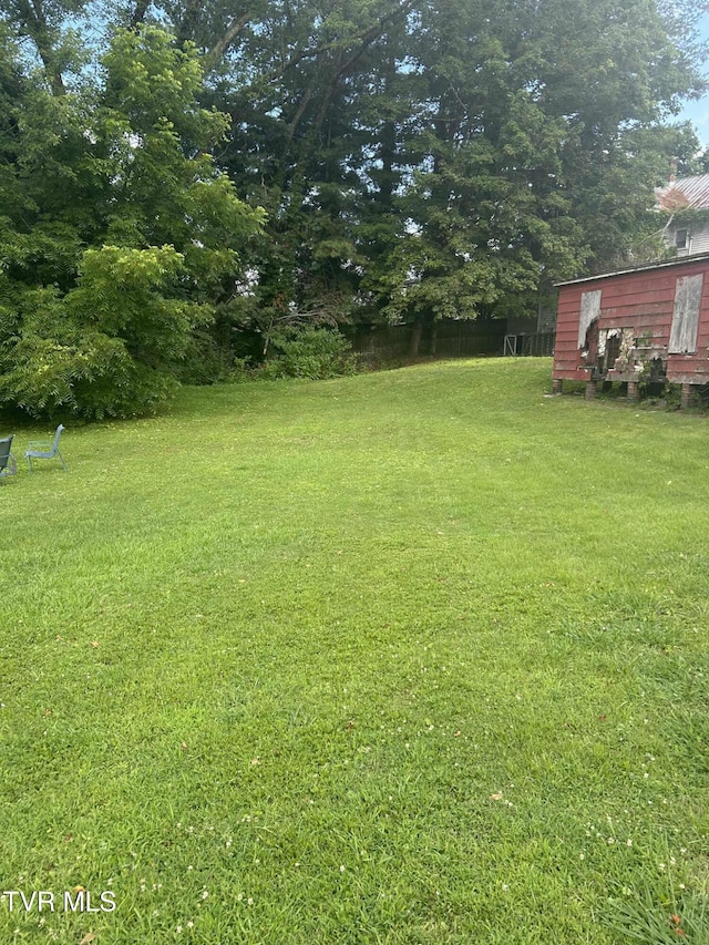 199 E Maple Ave, Big Stone Gap, VA 24219 - photo 2