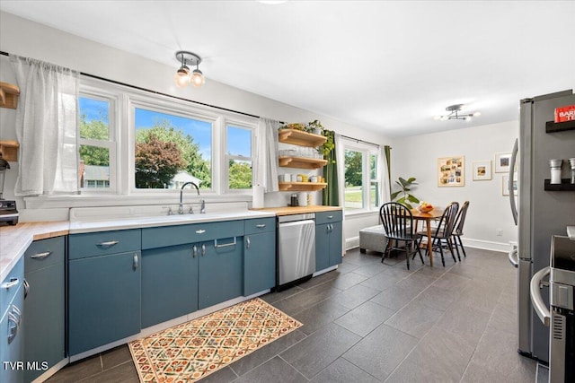 222 NE Stonewall Hts, Abingdon, VA 24210