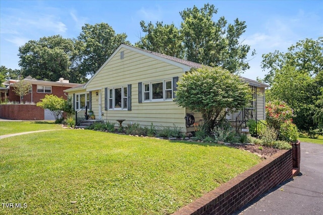 222 NE Stonewall Hts, Abingdon, VA 24210