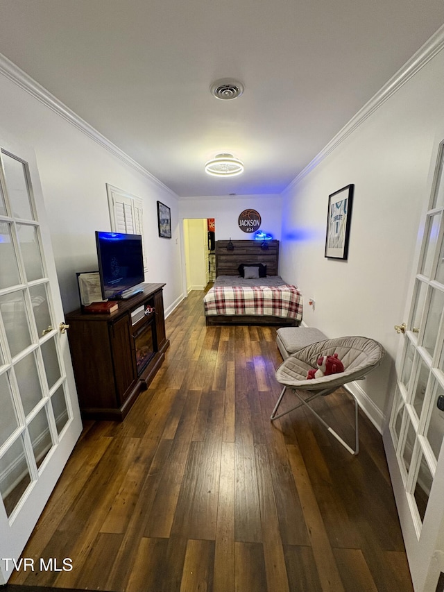 110 Galway Rd, Bristol, TN 37620 - bedroom with hardwood / wood-style floors and ornamental molding