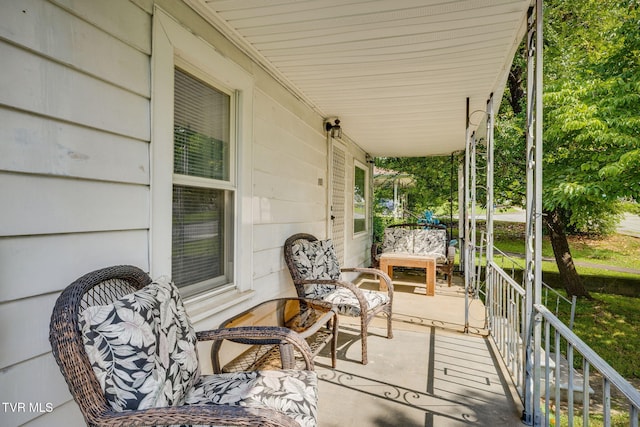 709 S Watauga Ave, Elizabethton, TN 37643 - photo 4