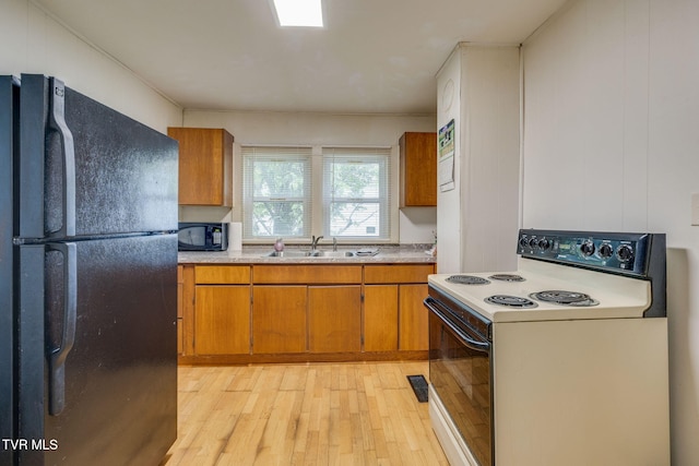 709 S Watauga Ave, Elizabethton, TN 37643 - photo 11