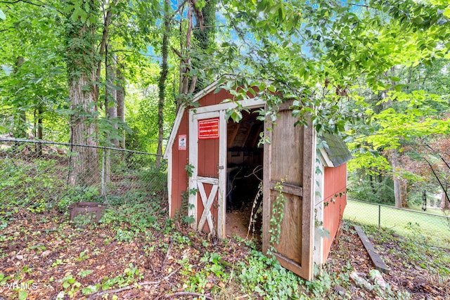 308 Cardinal Ln, Bristol, TN 37620 - view of shed
