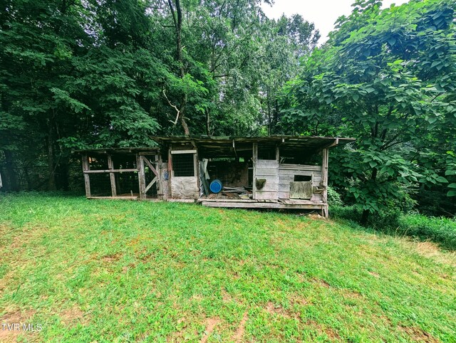 2005 Dc Caney Ridge Rd, Clintwood, VA 24228 - view of poultry coop featuring a yard