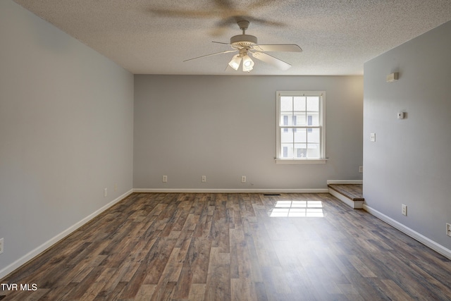 152 Gray Station Rd Unit 35, Gray, TN 37615 - empty room with a ceiling fan, dark wood-type flooring, and a textured ceiling