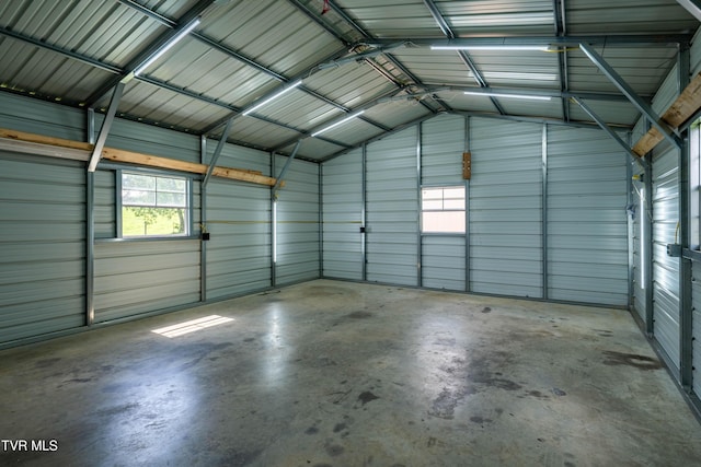 216 Mockingbird Pl, Jonesborough, TN 37659 - garage featuring metal wall