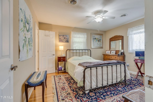 312 Timberlane Rd, Bristol, TN 37620 - bedroom with wood finished floors and ceiling fan