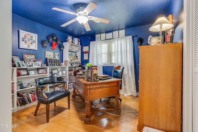 312 Timberlane Rd, Bristol, TN 37620 - office area featuring wood finished floors and ceiling fan