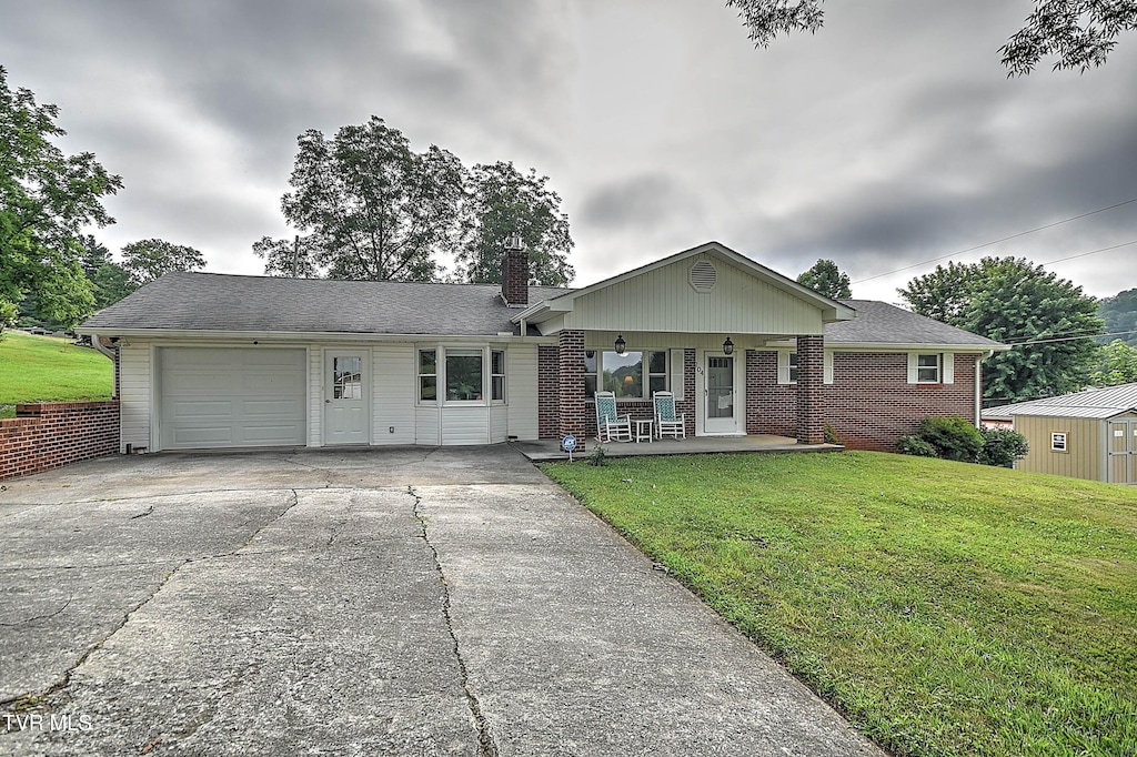204 Cowan Dr, Rogersville, TN 37857 - photo 1