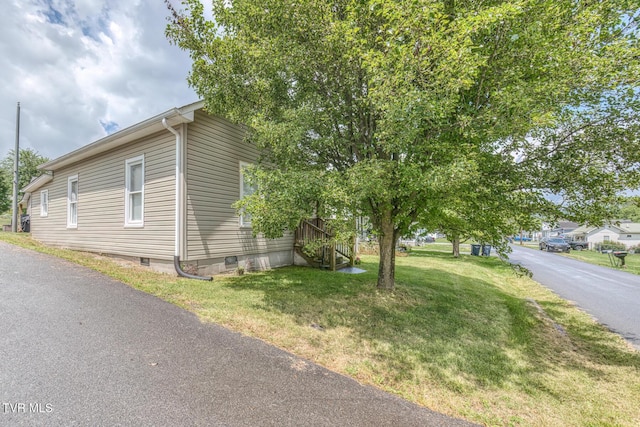 218 Kirkwood St, Glade Spring, VA 24340 - view of home's exterior with crawl space and a yard