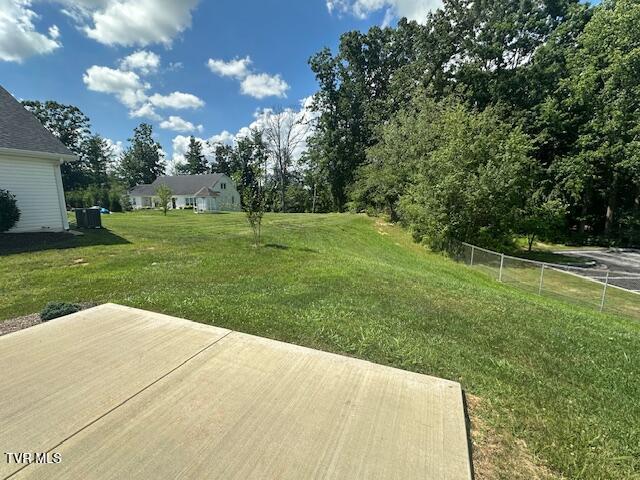 205 Mayflower Rd, Johnson City, TN 37601 - photo 7