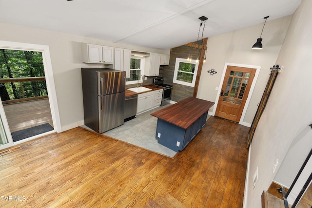 114 Whisper Wood Ln, Johnson City, TN 37601 - photo 35