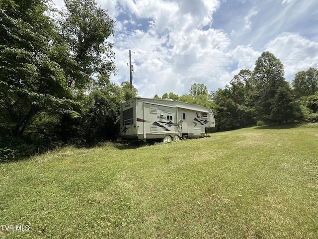 131 Gibson Hollow Rd, Eidson, TN 37731 - photo 3