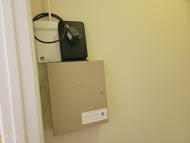 63 Whisper Bnd Unit 1, Johnson City, TN 37604 - bathroom view