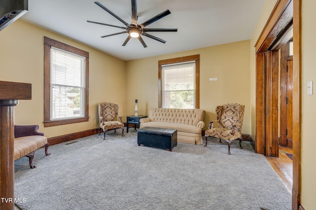 522 Alabama St, Bristol, TN 37620 - living area with healthy amount of natural light, carpet flooring, and ceiling fan