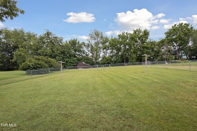 188 Mcarthur Cir, Bristol, VA 24201 - view of yard with view of wooded area