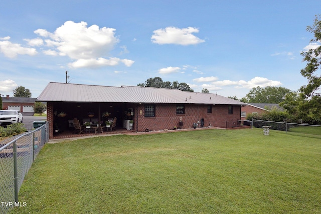 188 Mcarthur Cir, Bristol, VA 24201 - back of property with a fenced backyard and brick siding