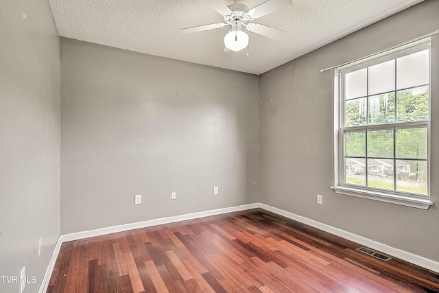 104 Saint James Pl, Bristol, TN 37620 - photo 30