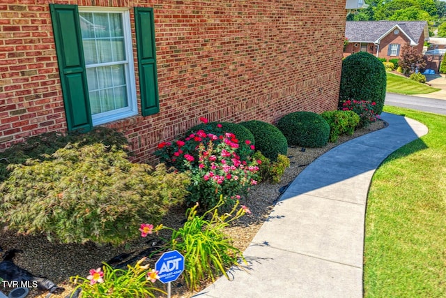 227 Brooks Landing Cir, Rogersville, TN 37857 - photo 6