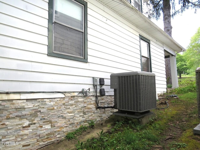 1203 NW Virginia Ave, Norton, VA 24273 - photo 54