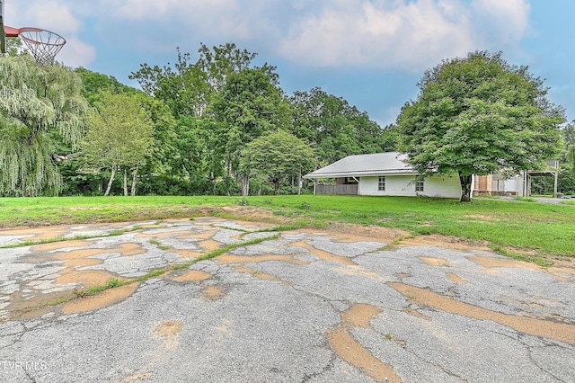 409 Heaton St, Roan Mountain, TN 37687 - photo 34