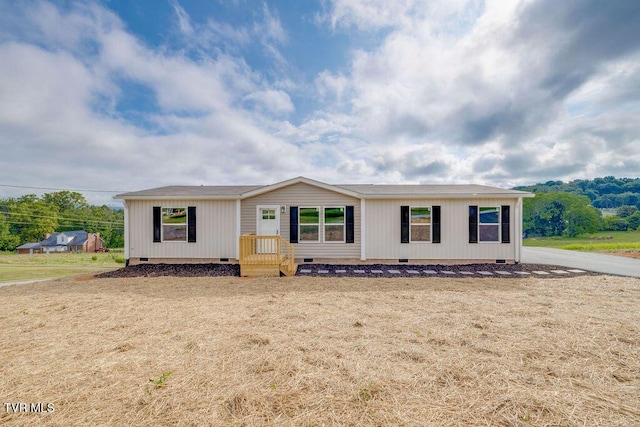 106 Iris Ln, Fall Branch, TN 37656 - manufactured / mobile home with crawl space