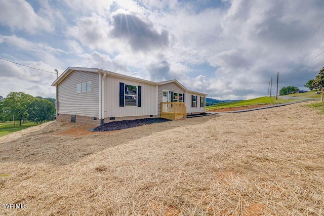 106 Iris Ln, Fall Branch, TN 37656 - view of front of house featuring crawl space