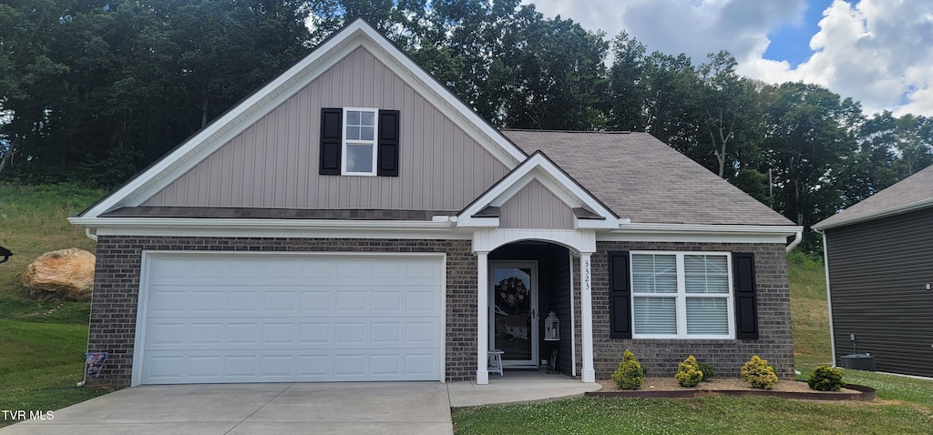 3323 Joshua Ln, Kingsport, TN 37664 - photo 1