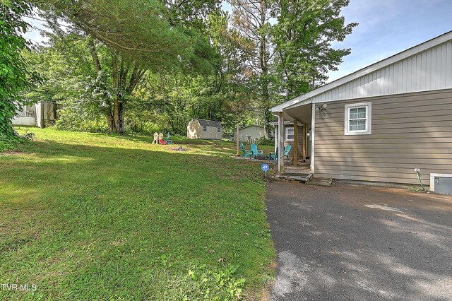 333 Deck Valley Rd, Bristol, TN 37620 - photo 29
