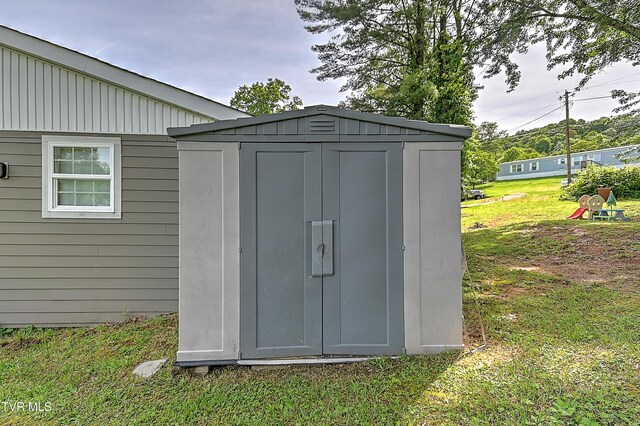 333 Deck Valley Rd, Bristol, TN 37620 - photo 33
