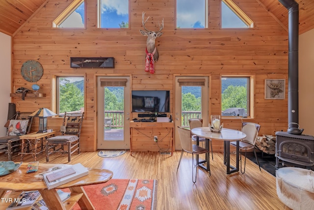 408 Eagle Ridge Rd, Roan Mountain, TN 37687 - photo 17