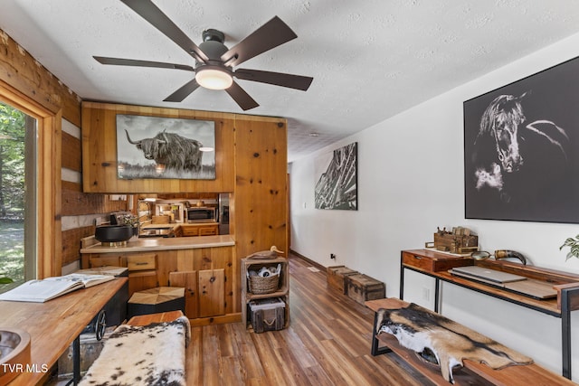 2169 Ranch Rd, Dandridge, TN 37725 - dining area with wood finished floors, a textured ceiling, and ceiling fan