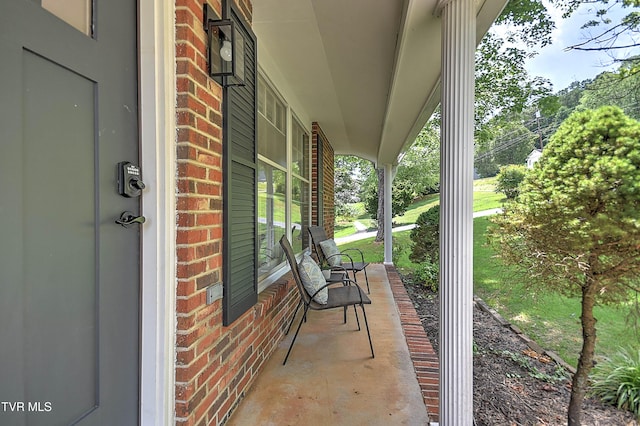 721 Foothills Rd, Kingsport, TN 37663 - photo 4