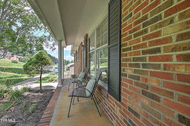 721 Foothills Rd, Kingsport, TN 37663 - photo 5