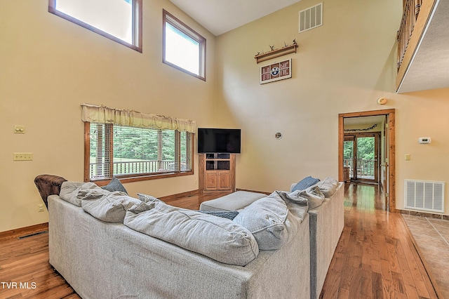 122 Chase Dr, Roan Mountain, TN 37687 - photo 10