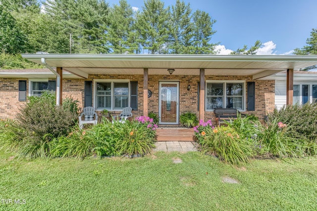 2711 Pleasant Valley Rd, Mountain City, TN 37683 - photo 2