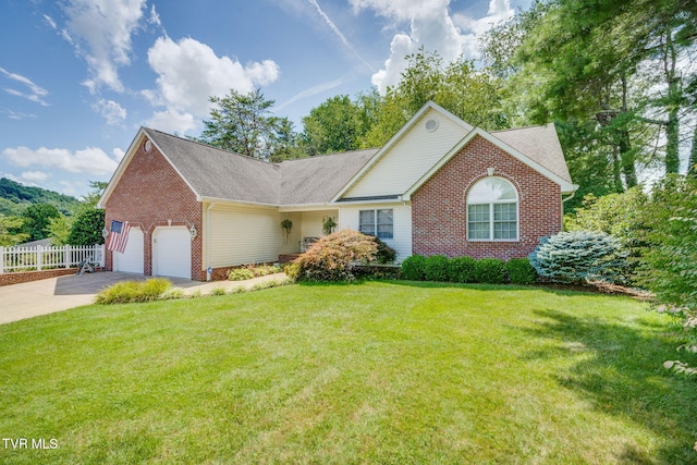 204 Amber Dr, Bristol, TN 37620 - photo 2