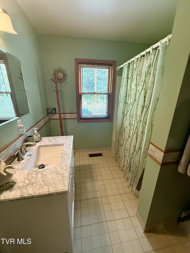 323 Blue Grass Rd, Roan Mountain, TN 37687 - photo 27