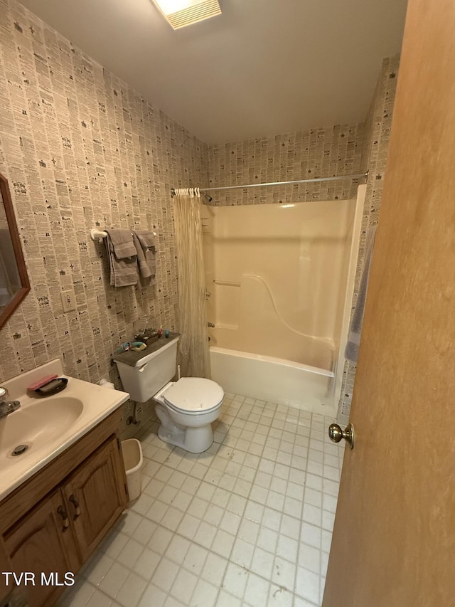 323 Blue Grass Rd, Roan Mountain, TN 37687 - photo 33