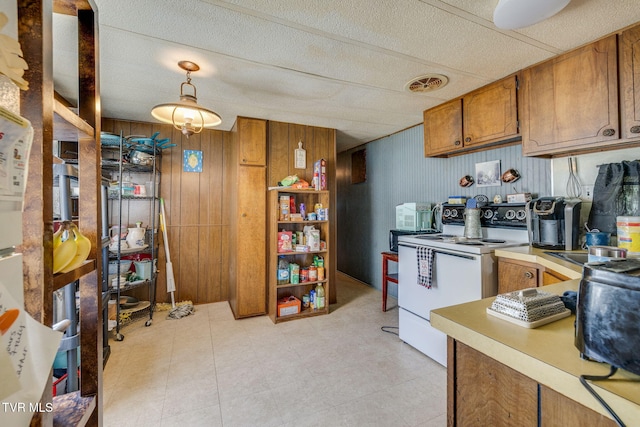 1108 S Walnut Dr, Erwin, TN 37650 - photo 31