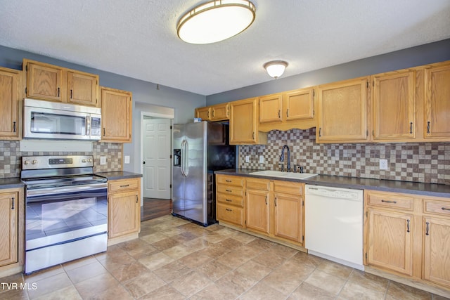 685 W Valley Dr, Kingsport, TN 37664 - photo 9