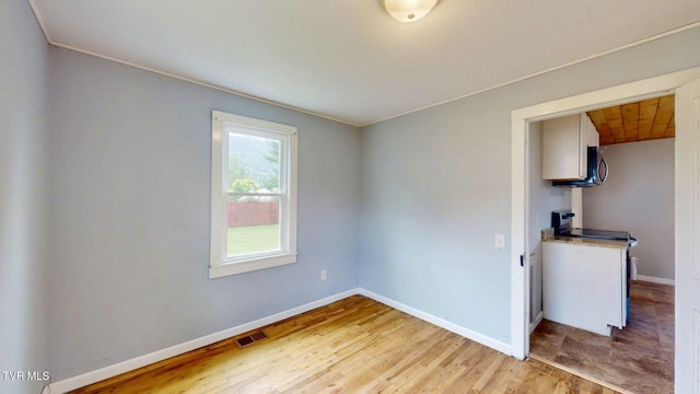 124 Mary St, Mountain City, TN 37683 - photo 31