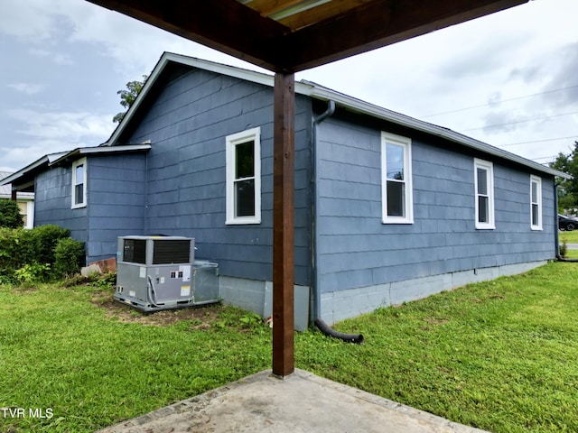 124 Mary St, Mountain City, TN 37683 - photo 7