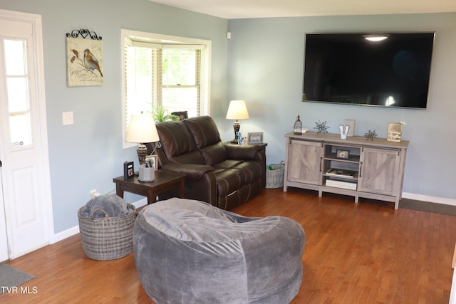 610 NE Pine St, Coeburn, VA 24230 - photo 7