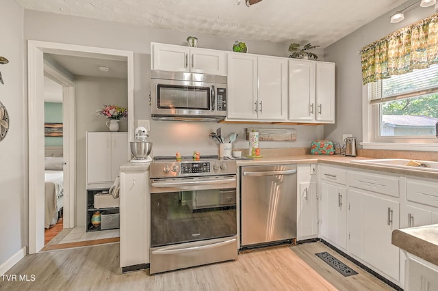 1106 W Cedar St, Bristol, TN 37620 - photo 12