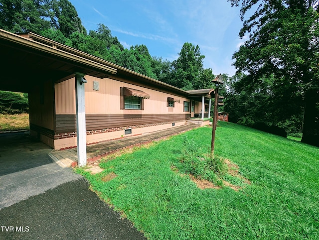 2056 Honey Camp Rd, Clintwood, VA 24228 - photo 2